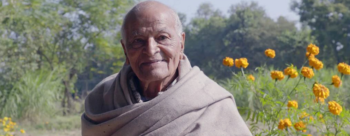 O ambientalista indiano Satish Kumar é uma dessas personalidades instigantes e inspiradoras